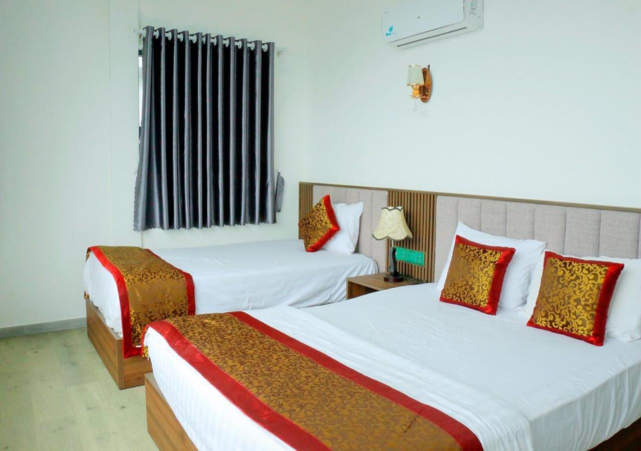 Khach San Pho Ngoc Hotel ญาจาง ภายนอก รูปภาพ